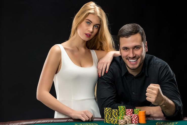 Papan permainan blackjack live dealer dengan antarmuka interaktif